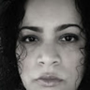 Meet your Posher, Iris